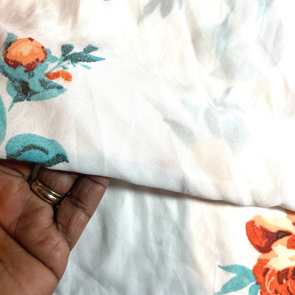 Accent Floral Print Women's Blouse Top Size 2X/3X  Casual, Lightweight,  Flowy - Picture 14 of 16